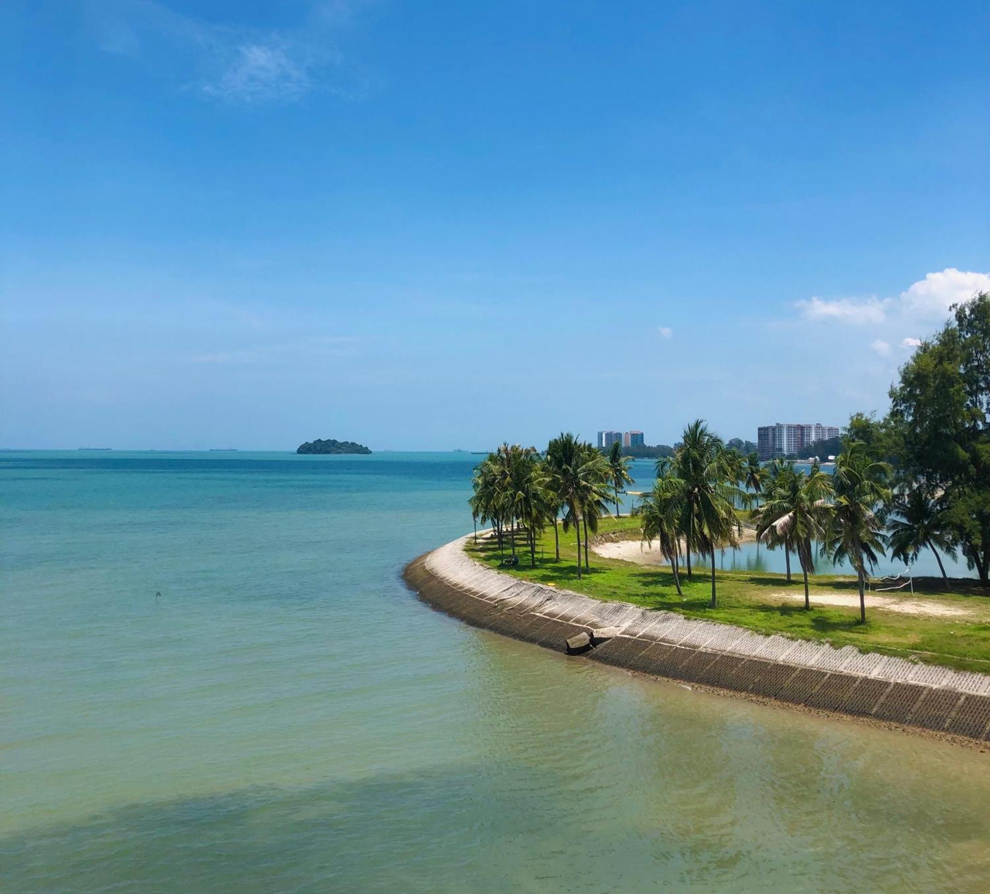 Pd Infront Seaview Apartment